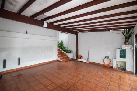 Casa à venda com 132m², 2 quartos e 2 vagas Casa à venda com 132m², 2 quartos e 2 vagasGaragem