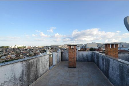 Apartamento à venda com 212m², 4 quartos e 3 vagas Apartamento à venda com 212m², 4 quartos e 3 vagasVista