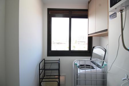 Apartamento à venda com 65m², 2 quartos e 1 vagaÁrea de Serviço