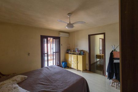 Casa à venda com 450m², 2 quartos e 3 vagasSuíte