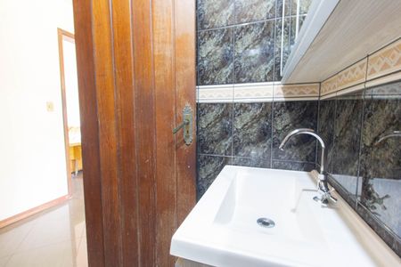 Casa à venda com 450m², 2 quartos e 3 vagasBanheiro Social