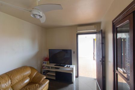 Casa à venda com 450m², 2 quartos e 3 vagasSala