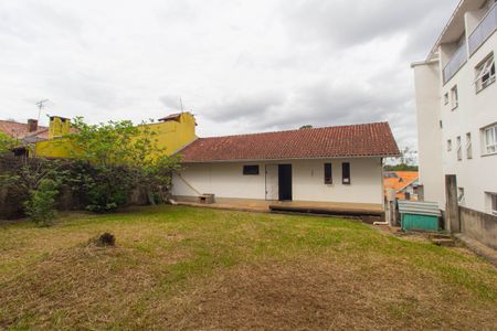 Casa à venda com 450m², 2 quartos e 3 vagasQuintal