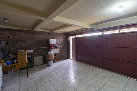 Casa à venda com 450m², 2 quartos e 3 vagasGaragem