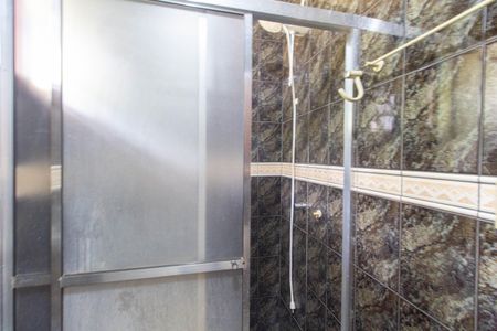 Casa à venda com 450m², 2 quartos e 3 vagasBanheiro Social