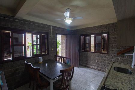 Casa à venda com 450m², 2 quartos e 3 vagasCozinha