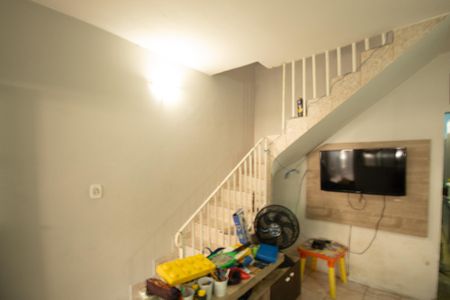 Casa à venda com 70m², 2 quartos e 1 vagaSala