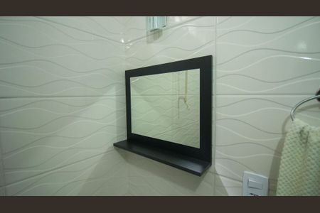 Casa para alugar com 220m², 4 quartos e 2 vagasBanheiro