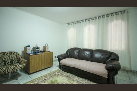 Casa para alugar com 220m², 4 quartos e 2 vagasSala