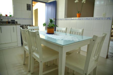 Casa à venda com 250m², 3 quartos e 2 vagasCopa