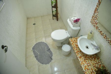 Casa à venda com 250m², 3 quartos e 2 vagasBanheiro 3