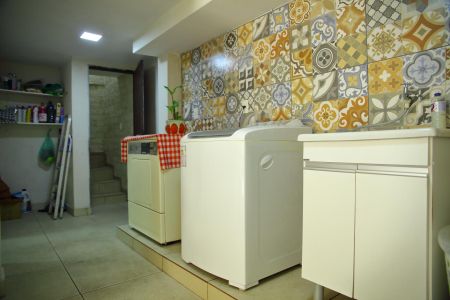 Casa à venda com 250m², 3 quartos e 2 vagasÁrea de Serviço