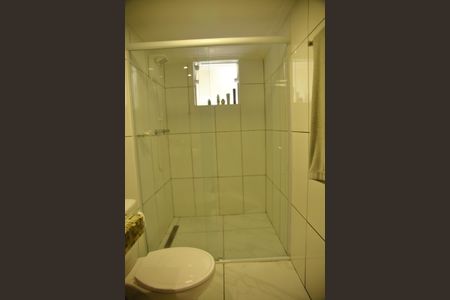 Casa à venda com 250m², 3 quartos e 2 vagasBanheiro 2