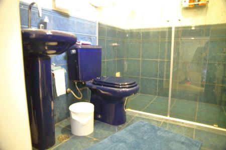 Casa à venda com 250m², 3 quartos e 2 vagasBanheiro