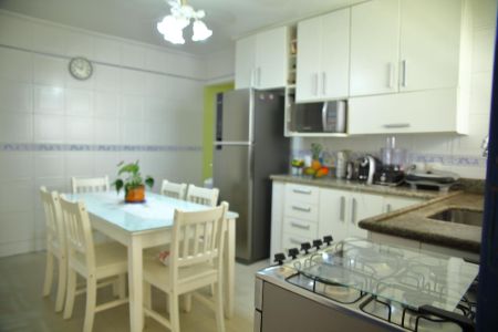 Casa à venda com 250m², 3 quartos e 2 vagasCopa