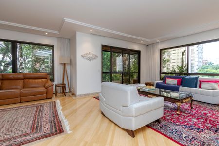 Apartamento à venda com 275m², 4 quartos e 7 vagasSala