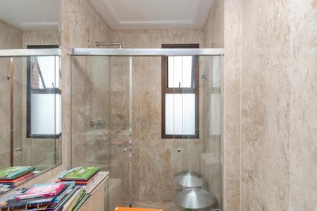 Apartamento à venda com 275m², 4 quartos e 7 vagasBanheiro da Suíte 4