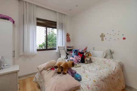 Apartamento à venda com 275m², 4 quartos e 7 vagasSuíte 2