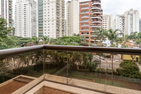 Apartamento à venda com 275m², 4 quartos e 7 vagasVaranda da Suíte 1