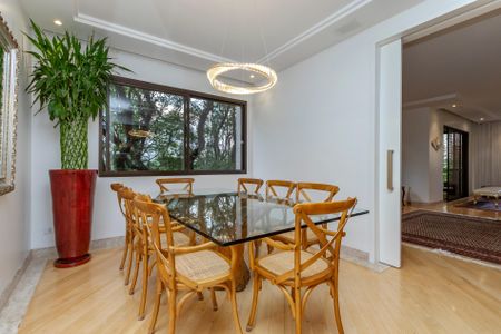 Apartamento à venda com 275m², 4 quartos e 7 vagasSala de Jantar