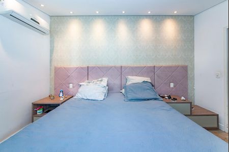 Casa à venda com 453m², 4 quartos e 2 vagas Casa à venda com 453m², 4 quartos e 2 vagasSuíte 1