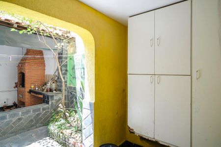 Casa à venda com 170m², 3 quartos e 2 vagasQuintal e área de serviço