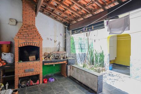 Casa à venda com 170m², 3 quartos e 2 vagasQuintal e área de serviço