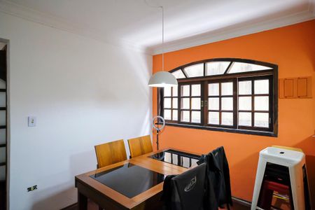 Casa à venda com 170m², 3 quartos e 2 vagasCozinha