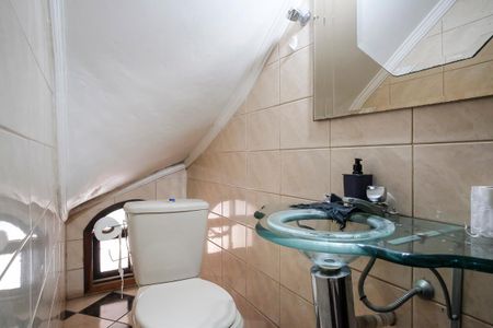 Casa à venda com 170m², 3 quartos e 2 vagasLavabo