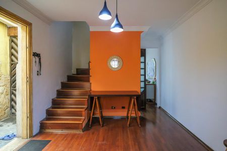 Casa à venda com 170m², 3 quartos e 2 vagasSala