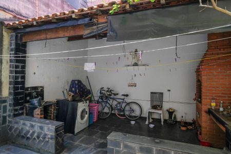 Casa à venda com 170m², 3 quartos e 2 vagasQuintal e área de serviço