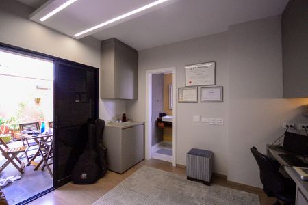 Apartamento à venda com 165m², 4 quartos e 3 vagasQuarto 4