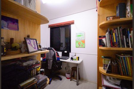 Apartamento à venda com 165m², 4 quartos e 3 vagasQuarto 3