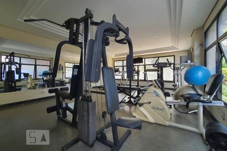 Apartamento à venda com 165m², 4 quartos e 3 vagasÁrea comum - Academia