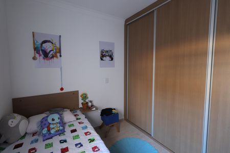 Casa à venda com 184m², 2 quartos e 2 vagas Casa à venda com 184m², 2 quartos e 2 vagasQuarto 2- Suíte