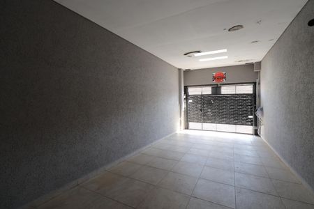 Casa à venda com 184m², 2 quartos e 2 vagas Casa à venda com 184m², 2 quartos e 2 vagasGaragem