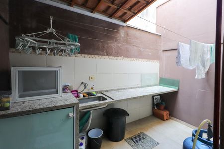 Casa à venda com 184m², 2 quartos e 2 vagas Casa à venda com 184m², 2 quartos e 2 vagasÁrea de Serviço