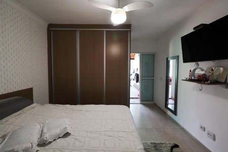 Casa à venda com 184m², 2 quartos e 2 vagas Casa à venda com 184m², 2 quartos e 2 vagasQuarto 1 - Suíte