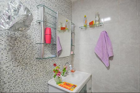 Apartamento à venda com 55m², 2 quartos e 1 vagaBanheiro