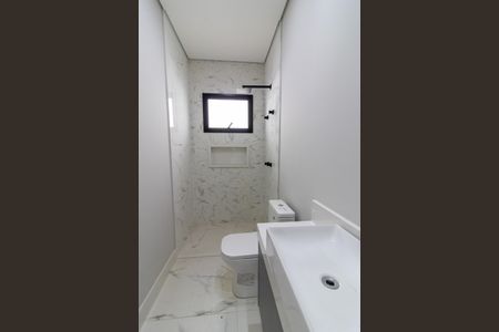 Casa de condomínio à venda com 200m², 4 quartos e sem vaga Casa de condomínio à venda com 200m², 4 quartos e sem vagaBanheiro do Quarto 3