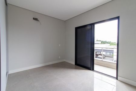 Casa de condomínio à venda com 200m², 4 quartos e sem vaga Casa de condomínio à venda com 200m², 4 quartos e sem vagaQuarto 2