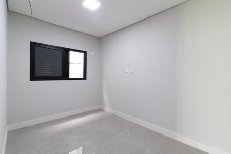 Casa de condomínio à venda com 200m², 4 quartos e sem vaga Casa de condomínio à venda com 200m², 4 quartos e sem vagaQuarto 4