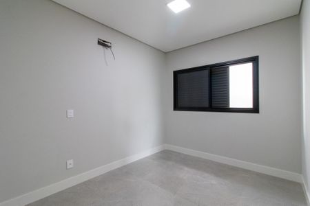 Casa de condomínio à venda com 200m², 4 quartos e sem vaga Casa de condomínio à venda com 200m², 4 quartos e sem vagaQuarto 3