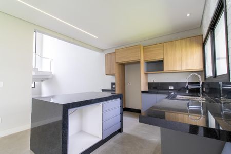 Casa de condomínio à venda com 200m², 4 quartos e sem vaga Casa de condomínio à venda com 200m², 4 quartos e sem vagaCozinha