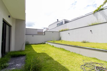 Casa de condomínio à venda com 200m², 4 quartos e sem vaga Casa de condomínio à venda com 200m², 4 quartos e sem vagaÁrea comum