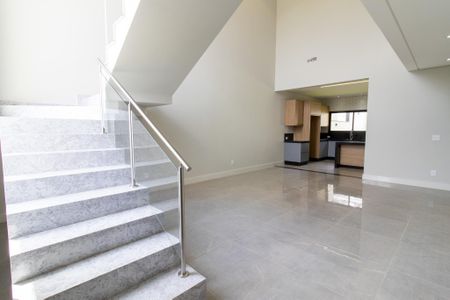 Casa de condomínio à venda com 200m², 4 quartos e sem vaga Casa de condomínio à venda com 200m², 4 quartos e sem vagaSala