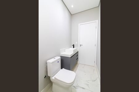 Casa de condomínio à venda com 200m², 4 quartos e sem vaga Casa de condomínio à venda com 200m², 4 quartos e sem vagaBanheiro do Quarto 3