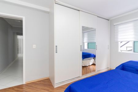 Casa à venda com 201m², 3 quartos e 2 vagas Casa à venda com 201m², 3 quartos e 2 vagasQuarto 3