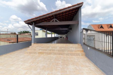 Casa à venda com 201m², 3 quartos e 2 vagas Casa à venda com 201m², 3 quartos e 2 vagasSacada