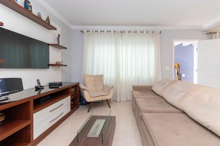 Casa à venda com 201m², 3 quartos e 2 vagas Casa à venda com 201m², 3 quartos e 2 vagasSala